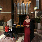 Мария Остроухова и Анна Арзаманова. Фото Максима Горлова