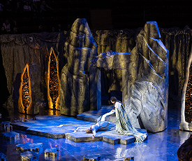 В ОДНУ ТЕЛЕГУ ВПРЯЧЬ НЕ МОЖНО