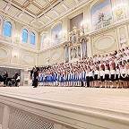 Аист на крыше