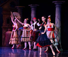 С ШТРАУСОМ ВЕСЕЛО ШАГАТЬ