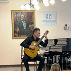 На сцене А. Петровавловский (Нижний Новгород)