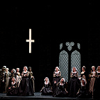 Сцена из спектакля