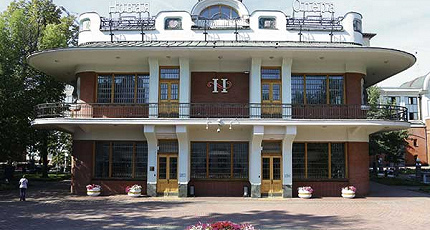 КОЛОБОВУ ПОСВЯЩАЕТСЯ