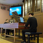 Концерт «Время перемен». Играют Ольга и Николай Мартыновы. Фото ©Камертон Медиа