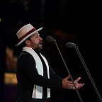 Поет Сергей Романовский. Фото предоставлено пресс-службой Музея-заповедника «Царицыно»