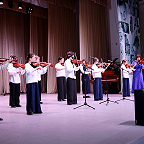 Анасмбль скрипачей