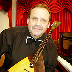 Михаил Валентинович Кононов - директор школы с 2022 года