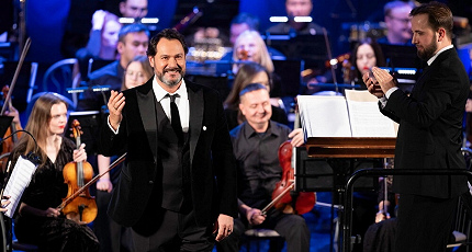 КУРС НА СЕВЕРО-ЗАПАД