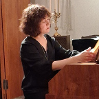 Екатерина Державина за хаммерклавиром. Фото автора