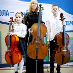 Юбилейный концерт ДШИ, Трио виолончелистов (преп. Д.О. Богословская), 2024г.