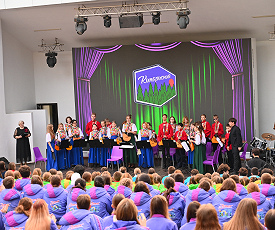 В унисон с тысячами сердец