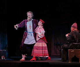 Древнеримский «Риголетто» и апокалиптический «Борис»