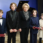 Лев Бакиров, Роман Кульков, Давид Касумов и Леонид Кваша с Председателем Совета Федераций Федерального Собрания Российской Федерации В.И.Матвиенко