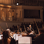 Дирижирует Теодор Курентзис. Фото Екатерины Христовой