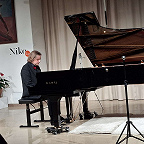 Играет Петр Лаул. Фото автора