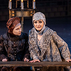 Царская невеста. Дуняша – Анна Синицына, Марфа – Мария Буйносова. Автор фото – Екатерина Христова