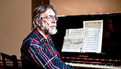 ФУНДАМЕНТАЛЬНЫЙ ГЕРОЙ