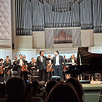 Александр Ключко, Дмитрий Юровский и музыканты ГАСО. Фото автора