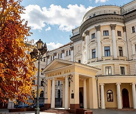 ПОЗДРАВЛЕНИЯ И ПРИНОШЕНИЯ