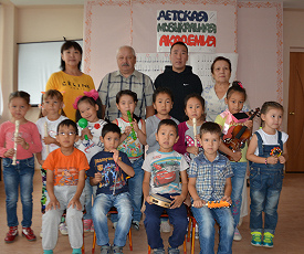 ПОДКЛЮЧИЛИ И РОДИТЕЛЕЙ